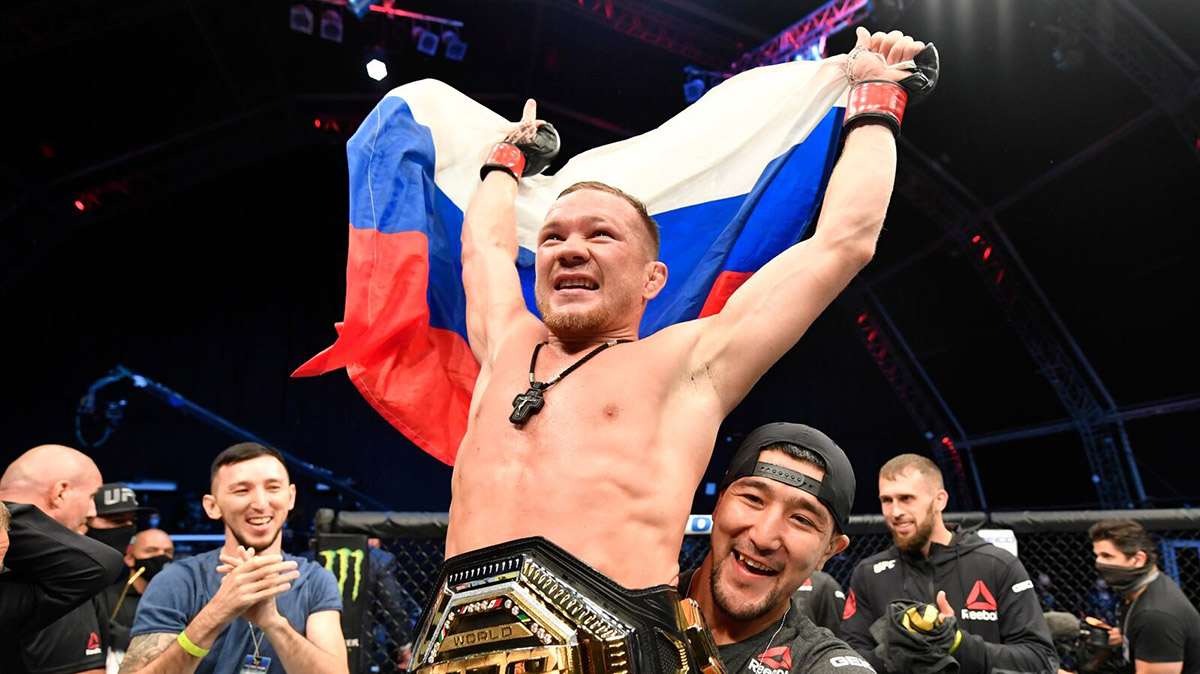 Petr Yan cible une revanche au sommet pour sa première défense de titre